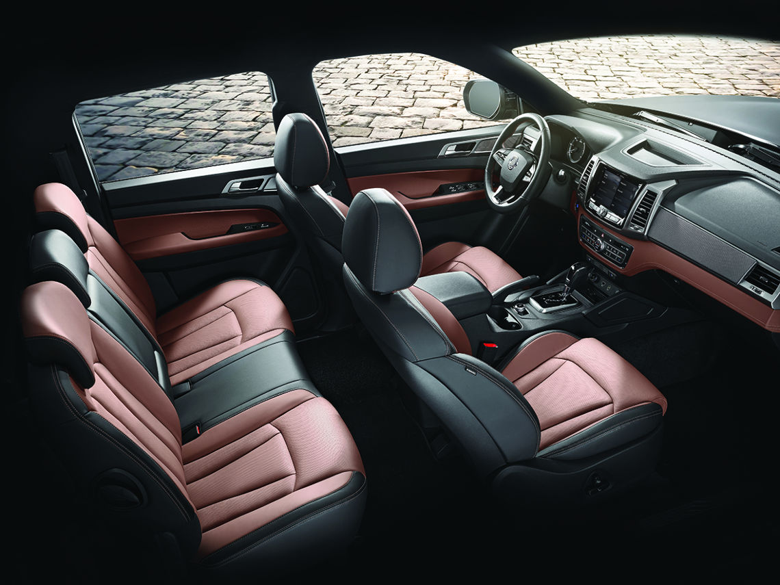musso interior cover